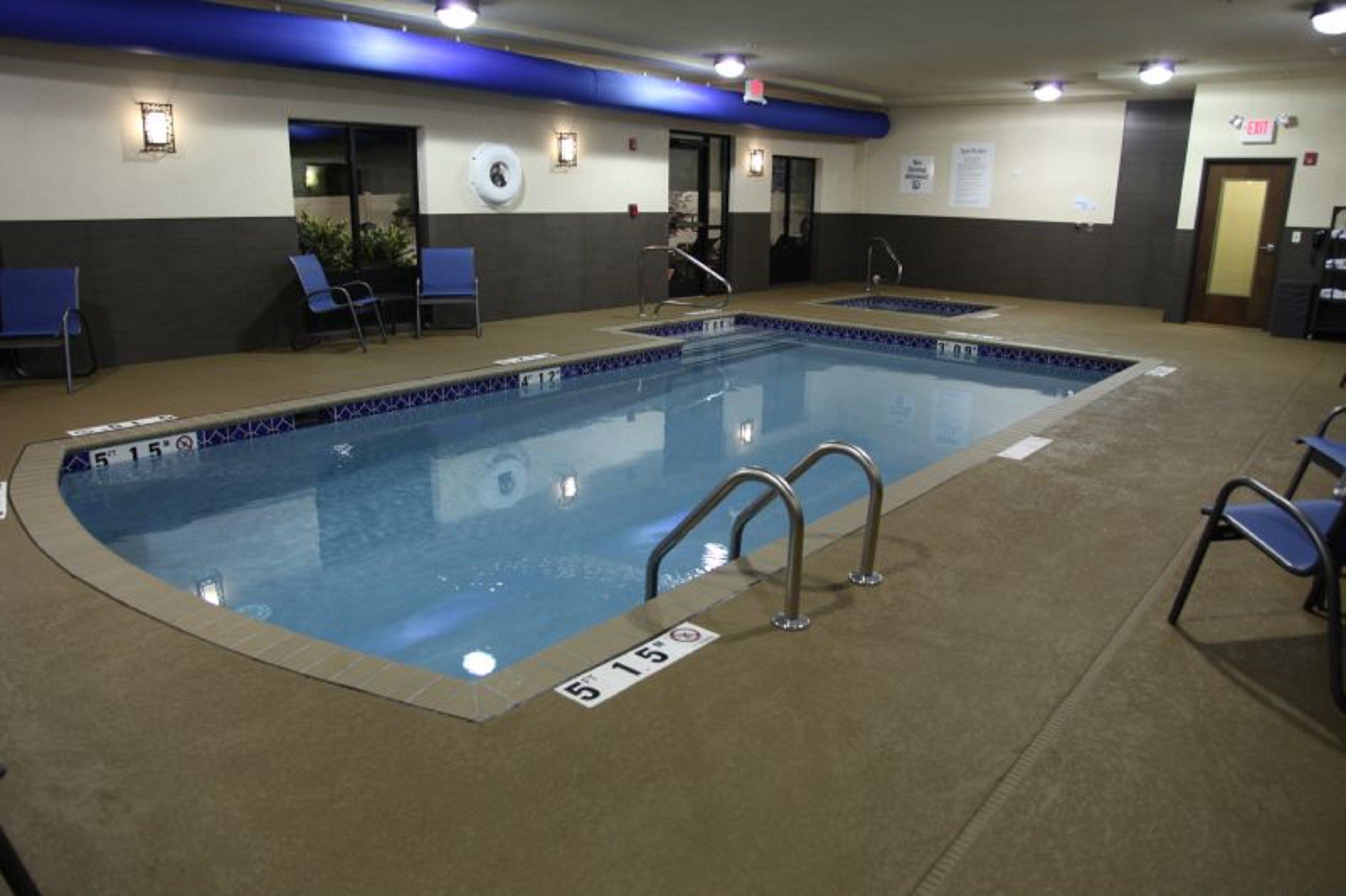 Holiday Inn Express & Suites - Huntsville Airport By Ihg Madison Kültér fotó