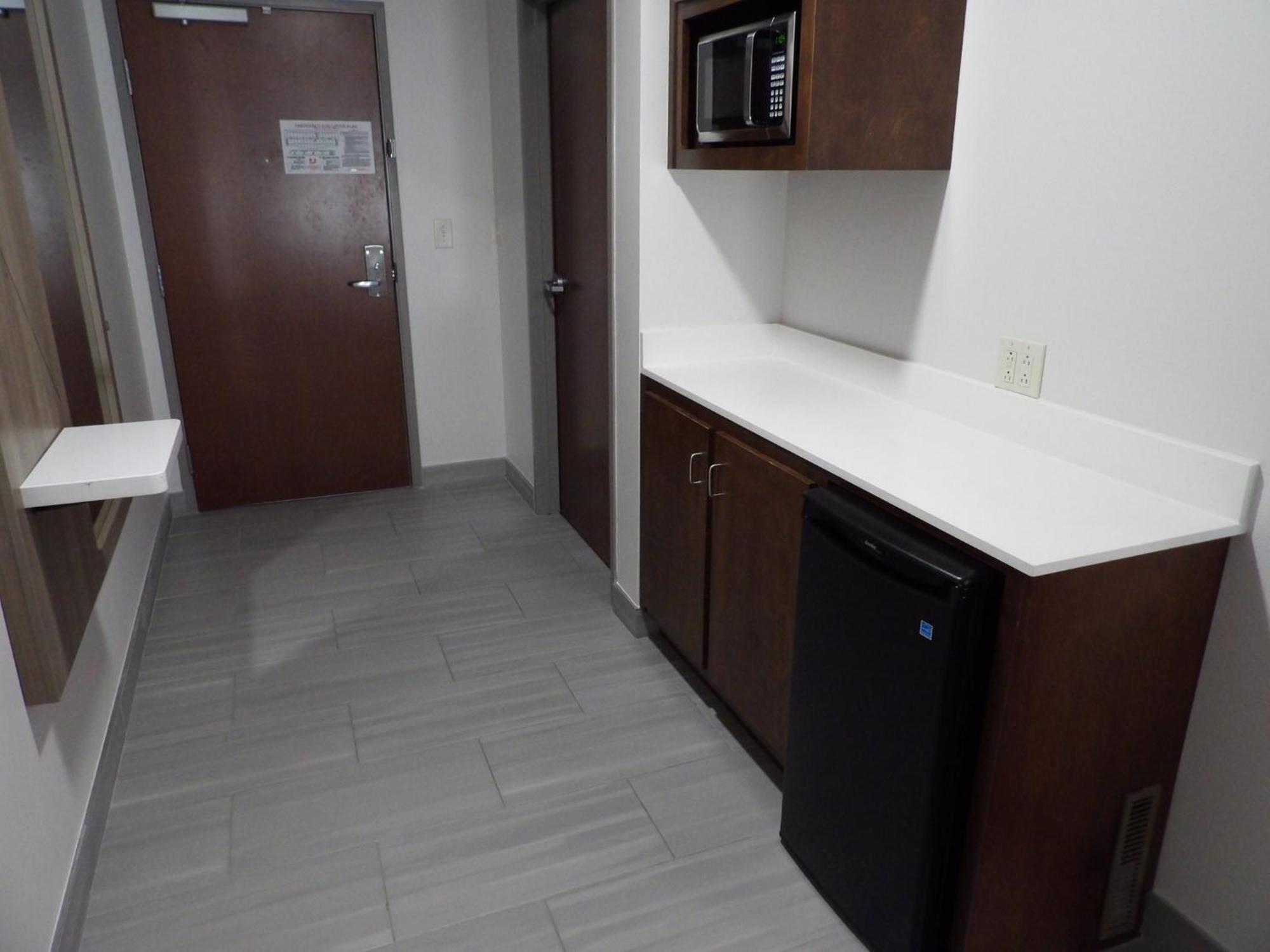 Holiday Inn Express & Suites - Huntsville Airport By Ihg Madison Kültér fotó