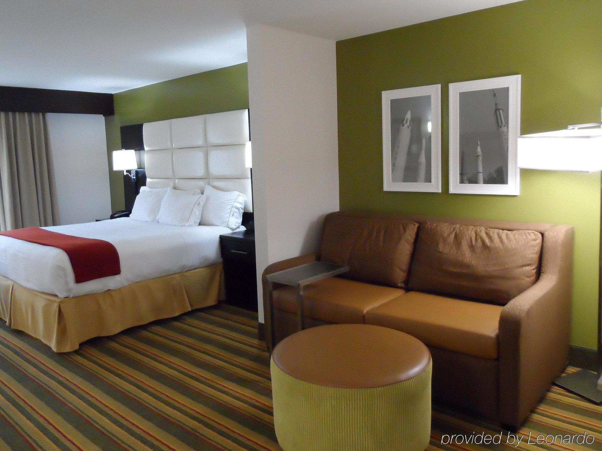 Holiday Inn Express & Suites - Huntsville Airport By Ihg Madison Kültér fotó